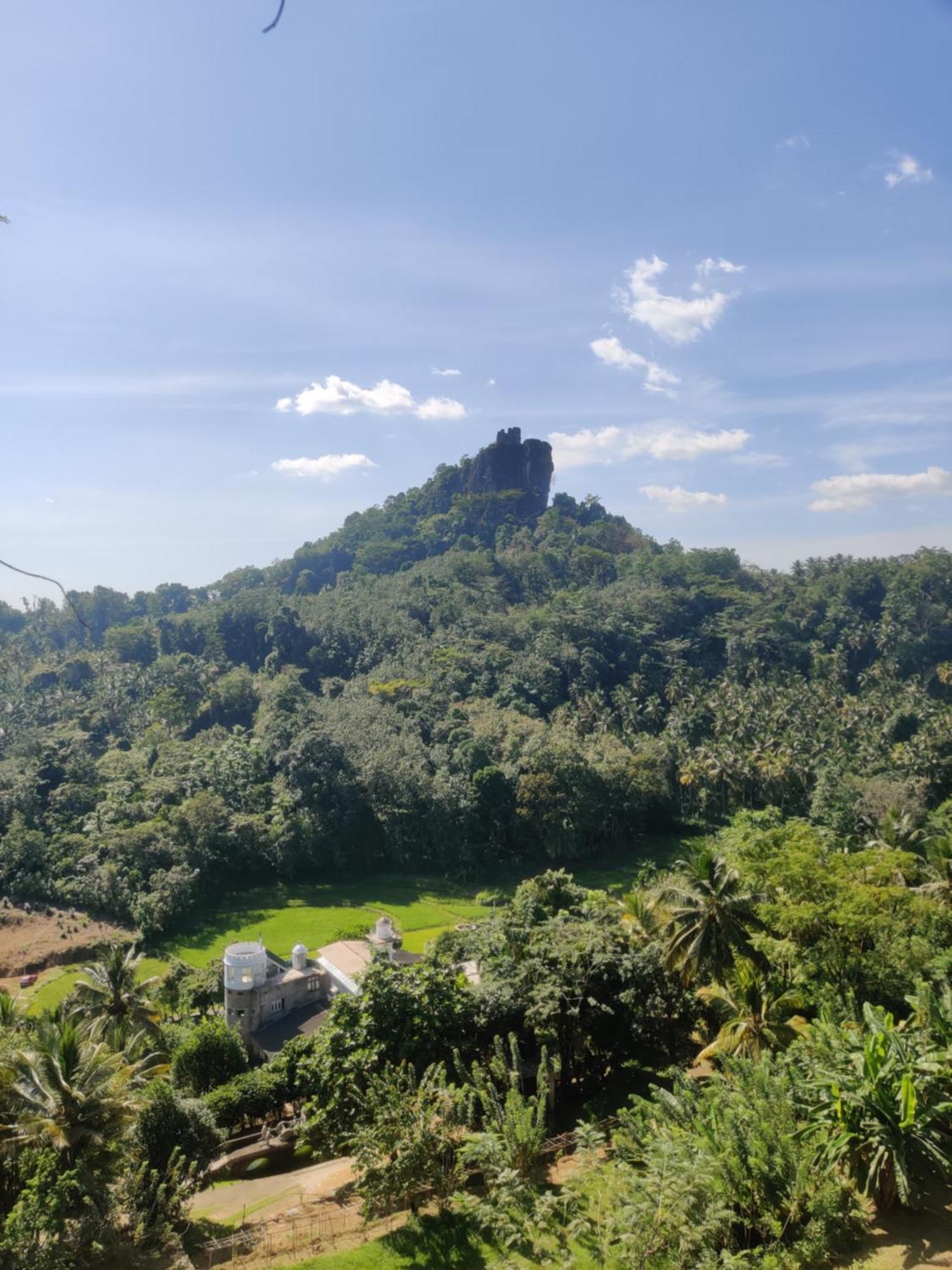 Kaba Saradiel Mawanella المظهر الخارجي الصورة